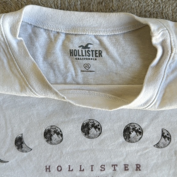 Hollister crop top - Picture 2 of 2